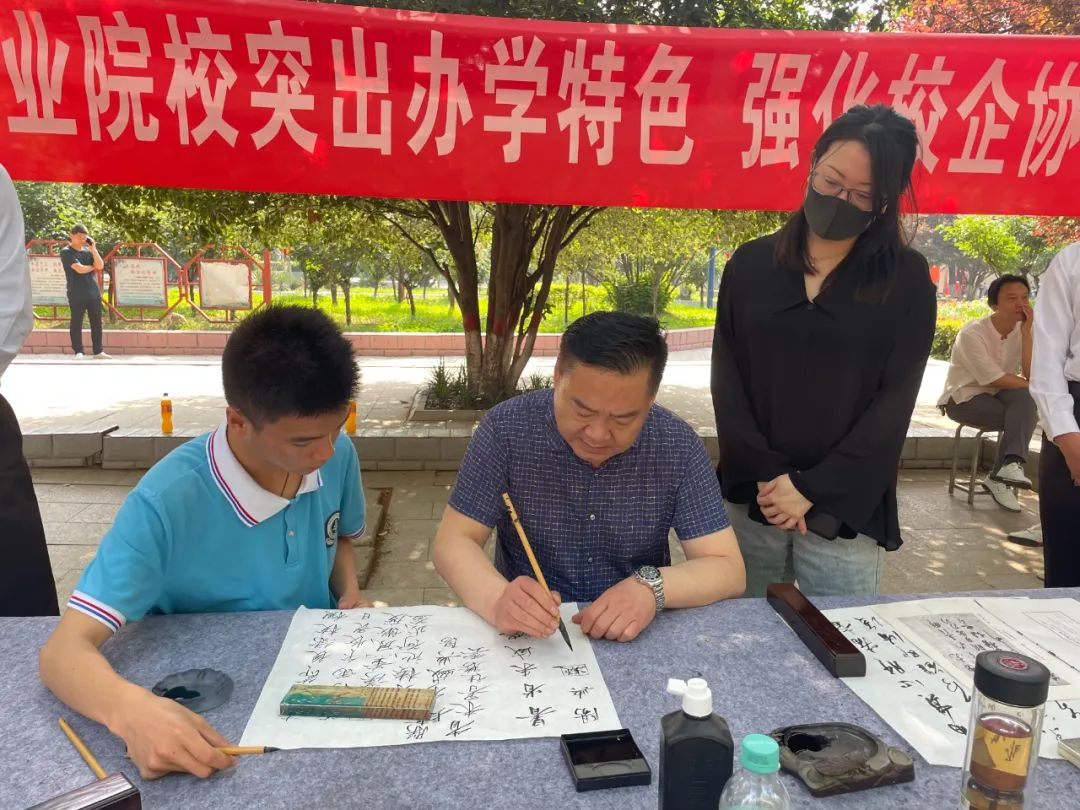图片7.png 图片7.png