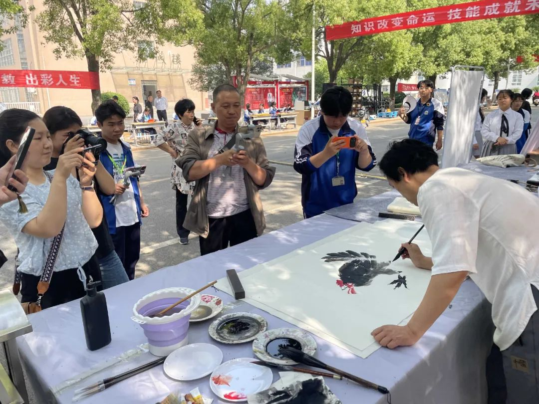 图片8.png 图片8.png